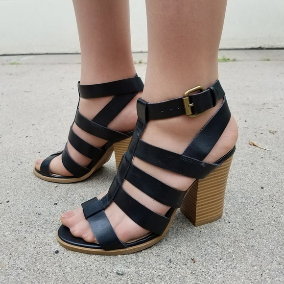 black strappy heels payless
